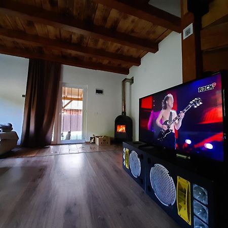 Mountain Cozy Home Sub Cetate 외부 사진
