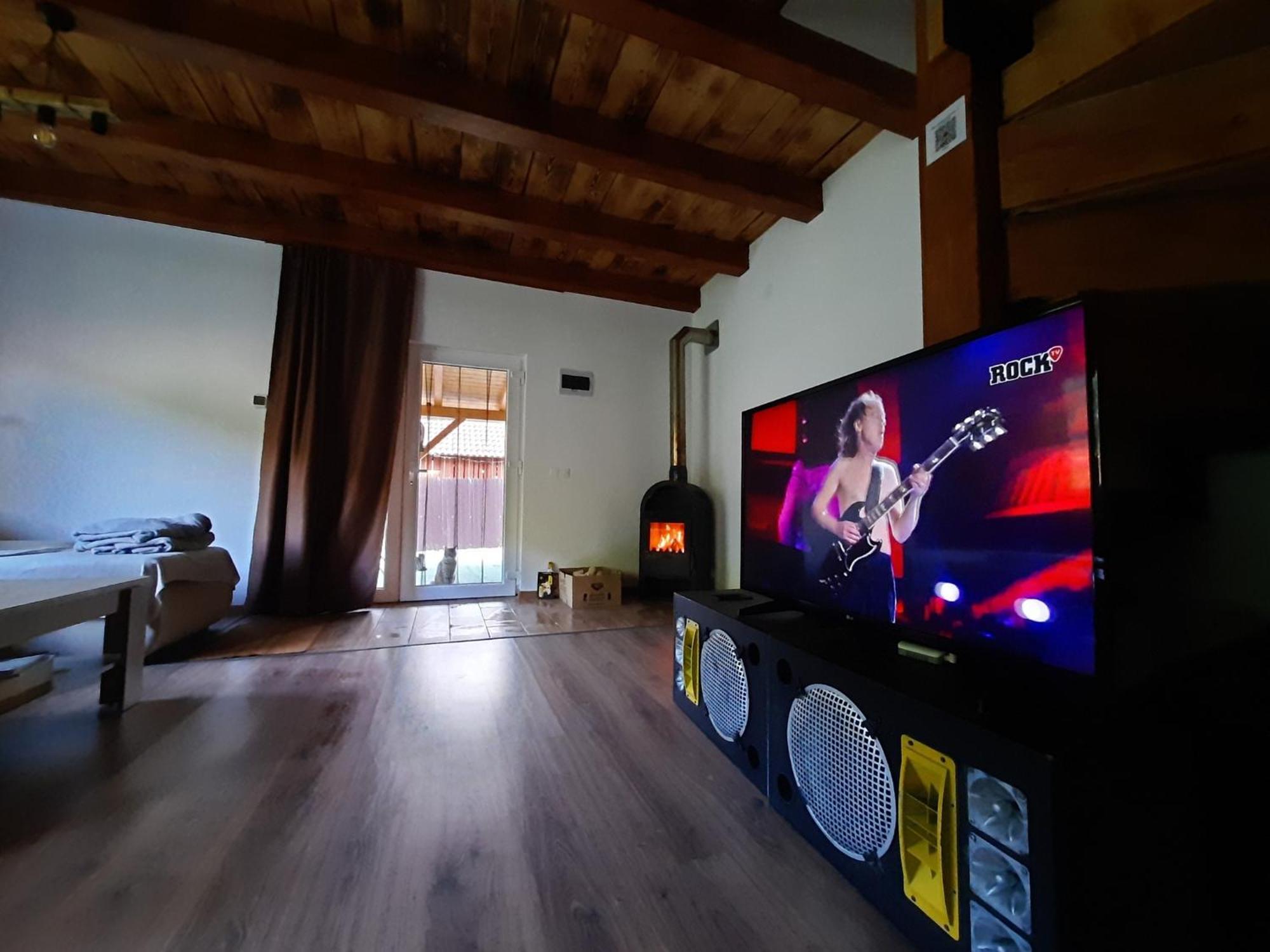 Mountain Cozy Home Sub Cetate 외부 사진