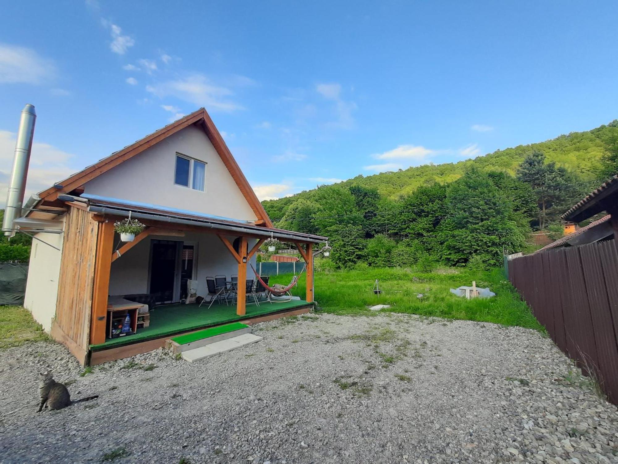 Mountain Cozy Home Sub Cetate 외부 사진